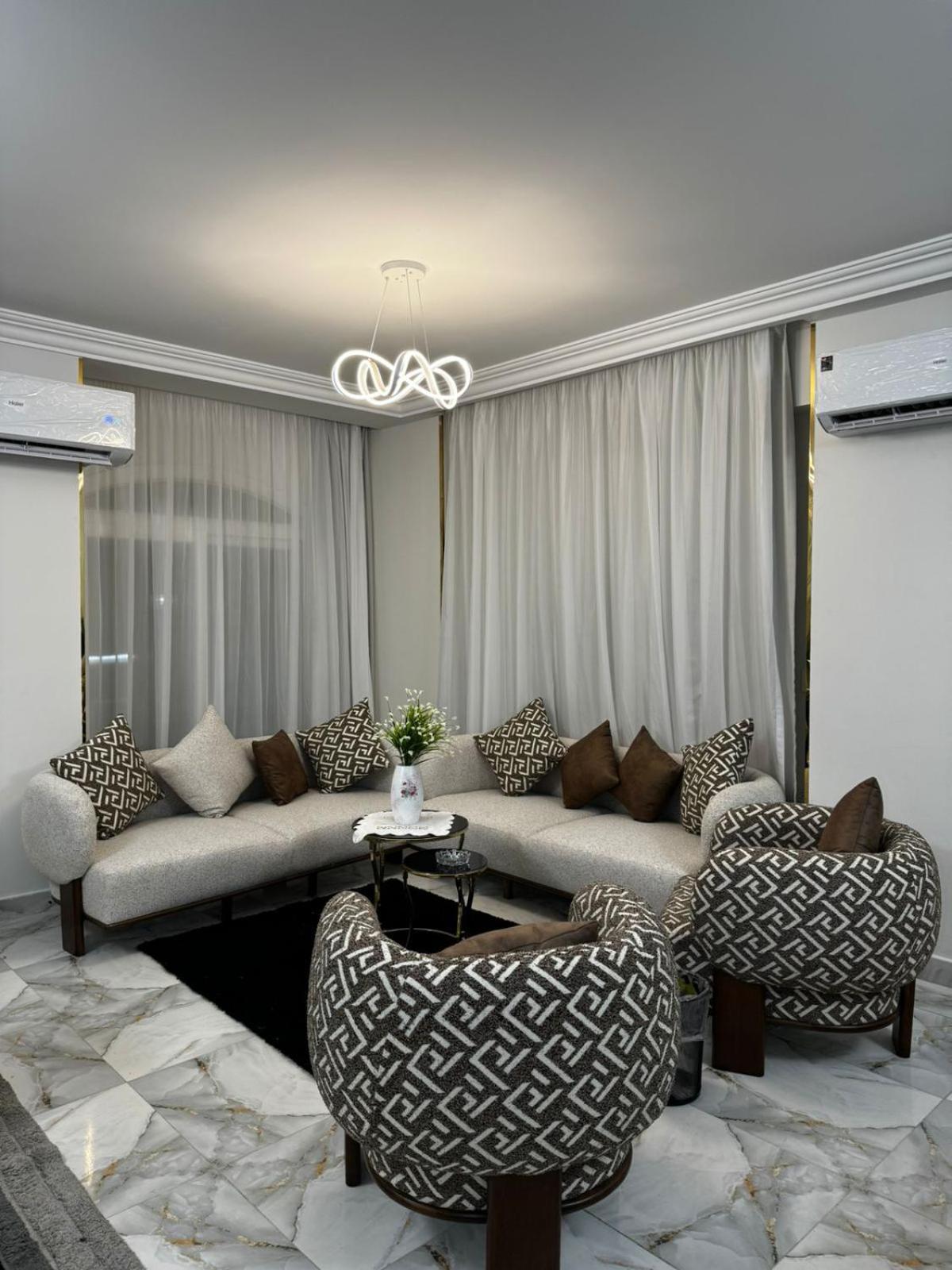 إيجار Luxury Cairo